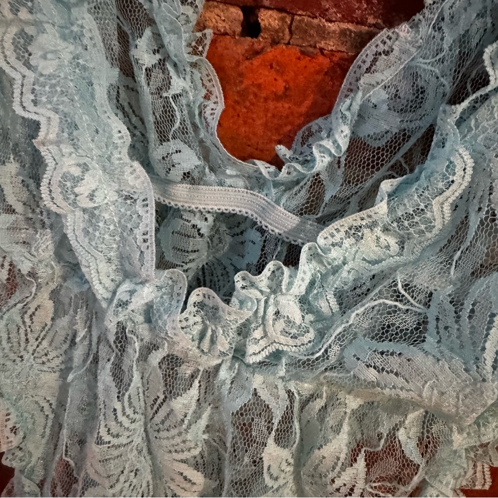 Vintage 1980s Lace Chemise in Soft Blue, One Piece, Deep V Style - Small - Picture 3 of 9